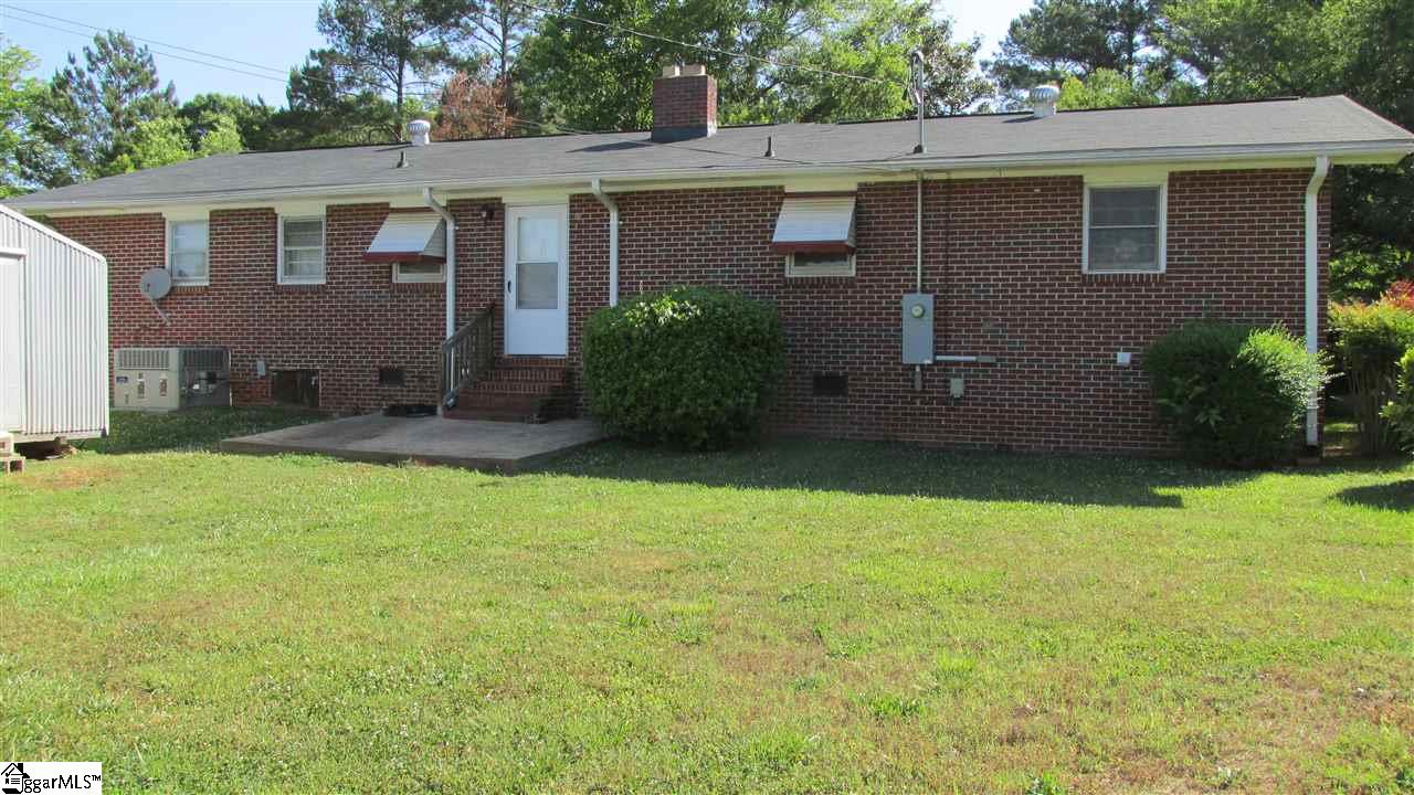 1122 Broadway Lake Road Anderson, SC 29621 - Photo 7 of 13 Gallery Image 7