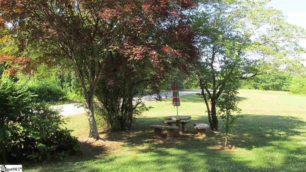1122 Broadway Lake Road Anderson, SC 29621 - Photo 8 of 13 Gallery Image 8