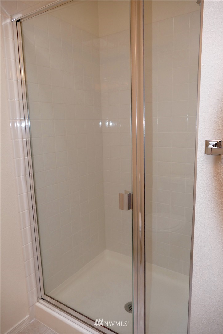 22617 4th Avenue West, Unit 106 Bothell, WA 98021 - Photo 12 of 17 Gallery Image 12