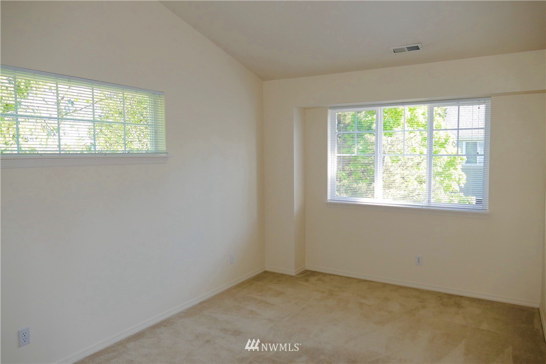 22617 4th Avenue West, Unit 106 Bothell, WA 98021 - Photo 14 of 17 Gallery Image 14