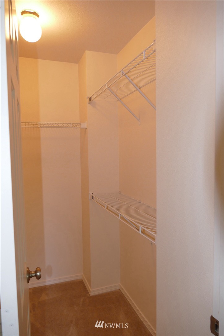 22617 4th Avenue West, Unit 106 Bothell, WA 98021 - Photo 6 of 17 Gallery Image 6