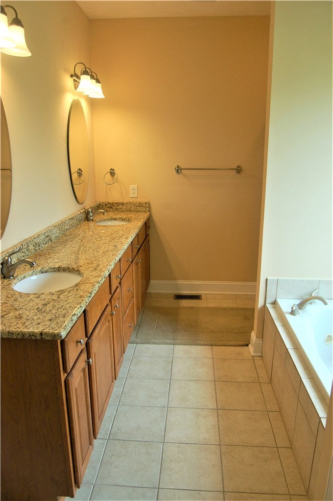 32518 Spring Crest Drive Glade Spring, VA 24340 - Photo 12 of 20 Gallery Image 12