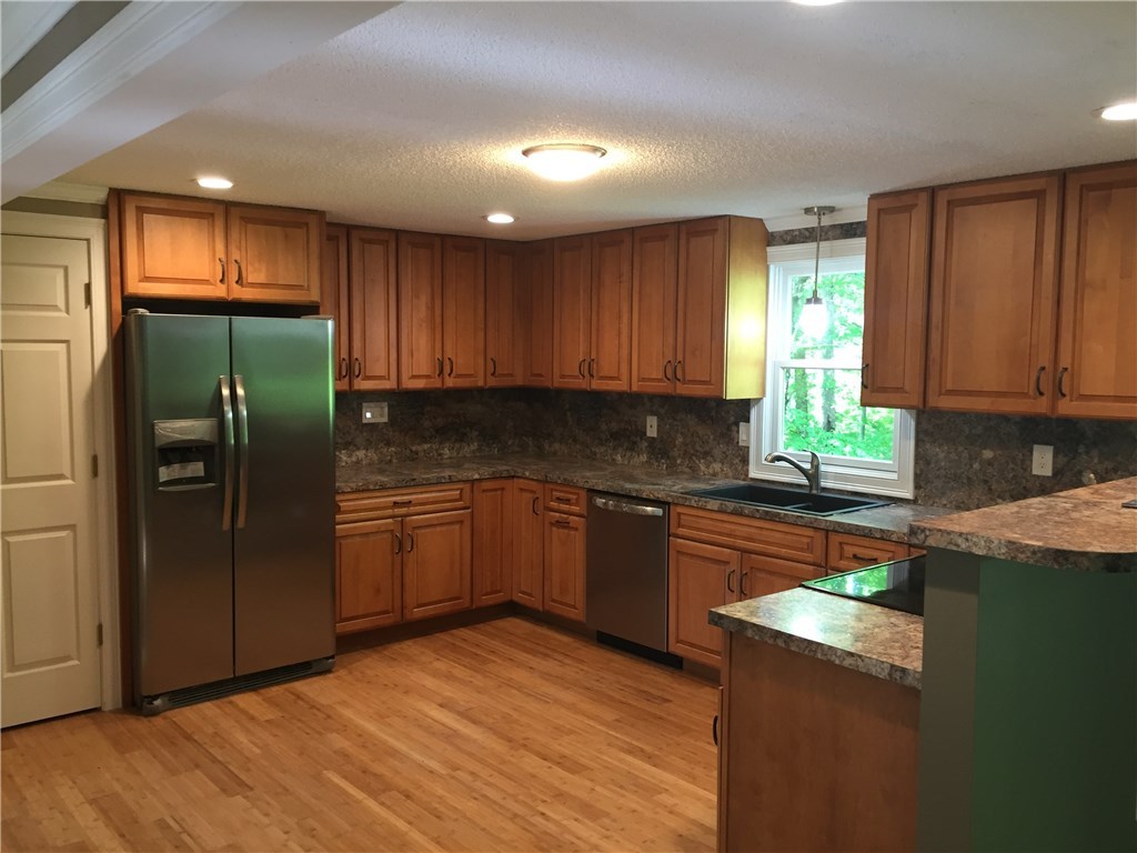 604 Gardner Road Exeter, RI 02822 - Photo 5 of 11 Gallery Image 5