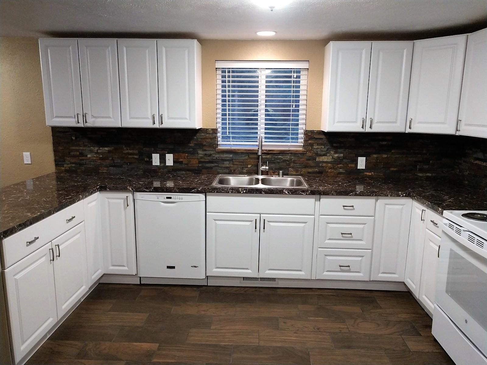 4548 Whittier Road Clayton, WA 99110 - Photo 5 of 43