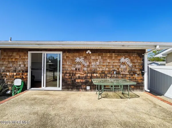 $2,800 | 1813 Capstan Drive, Toms River, NJ 08753