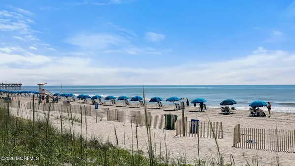 $2,800 | 1813 Capstan Drive, Toms River, NJ 08753