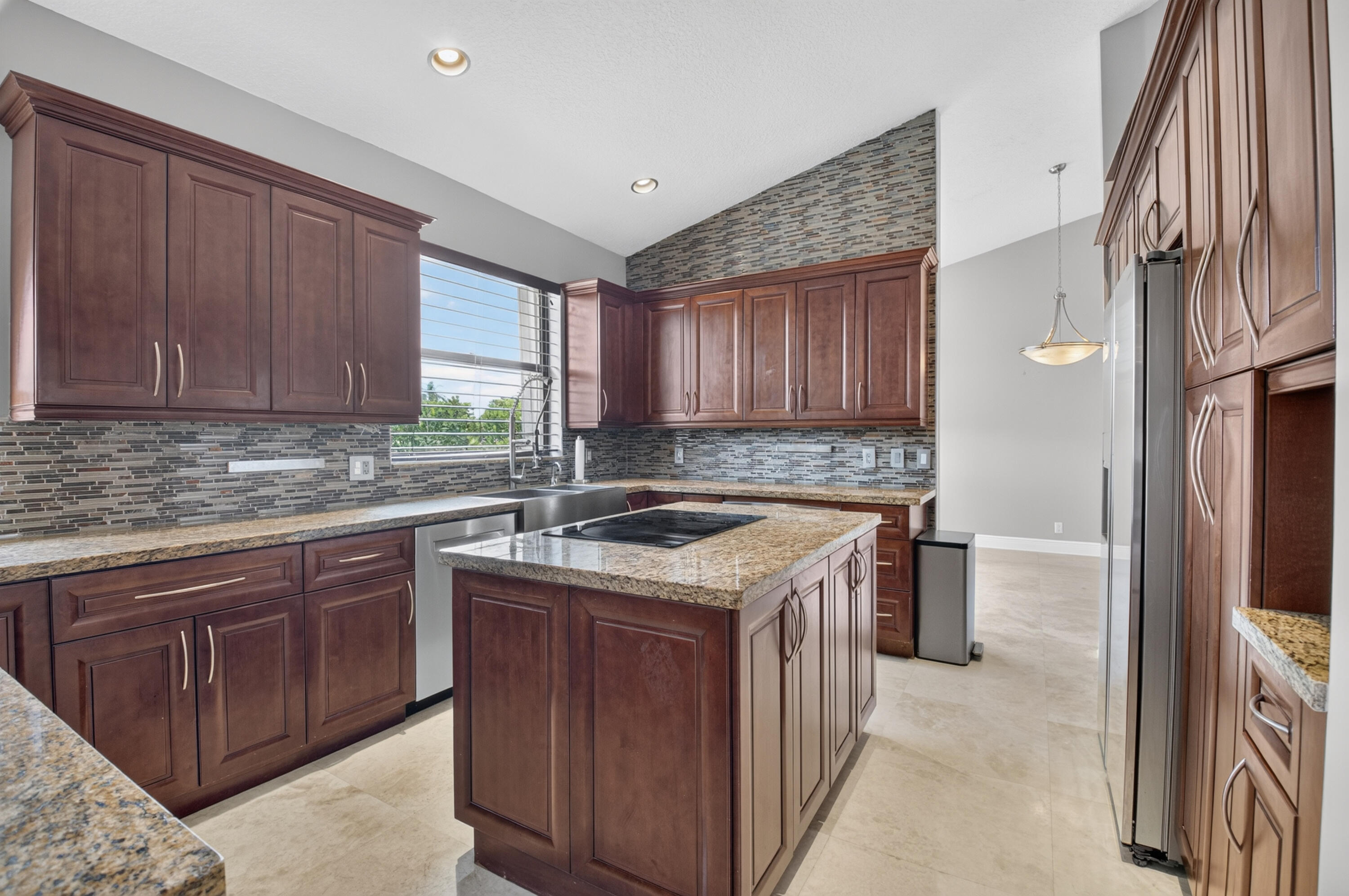 Undisclosed Address Boca Raton, FL 33498 - Photo 21 of 104 DSC_2003
