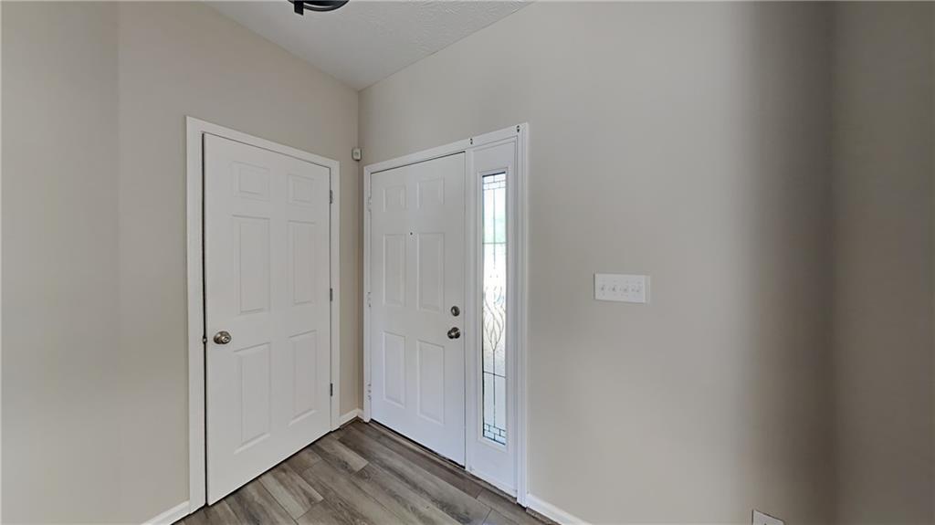 8436 Bravestone Way Indianapolis, IN 46239 - Photo 2 of 22