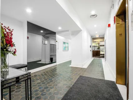 $149,000 | 6171 North Sheridan Road, Unit 1803, Chicago, IL 60660