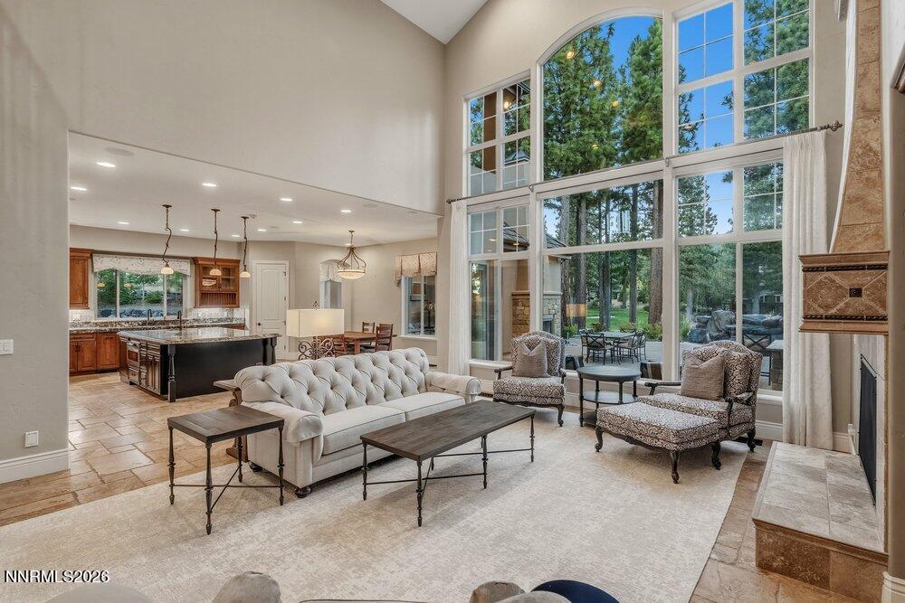 6130 Lake Geneva Drive Reno, NV 89511 - Photo 5 of 38 dsc02324