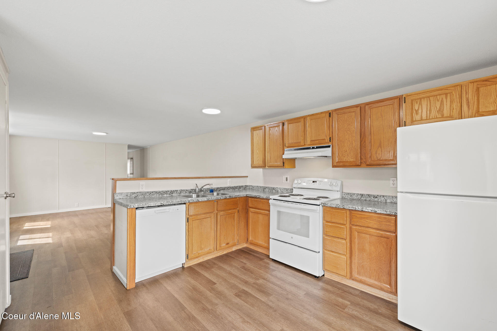 2907 North Howard Street Coeur D'Alene, ID 83815 - Photo 7 of 27 18_SelkirkMedia