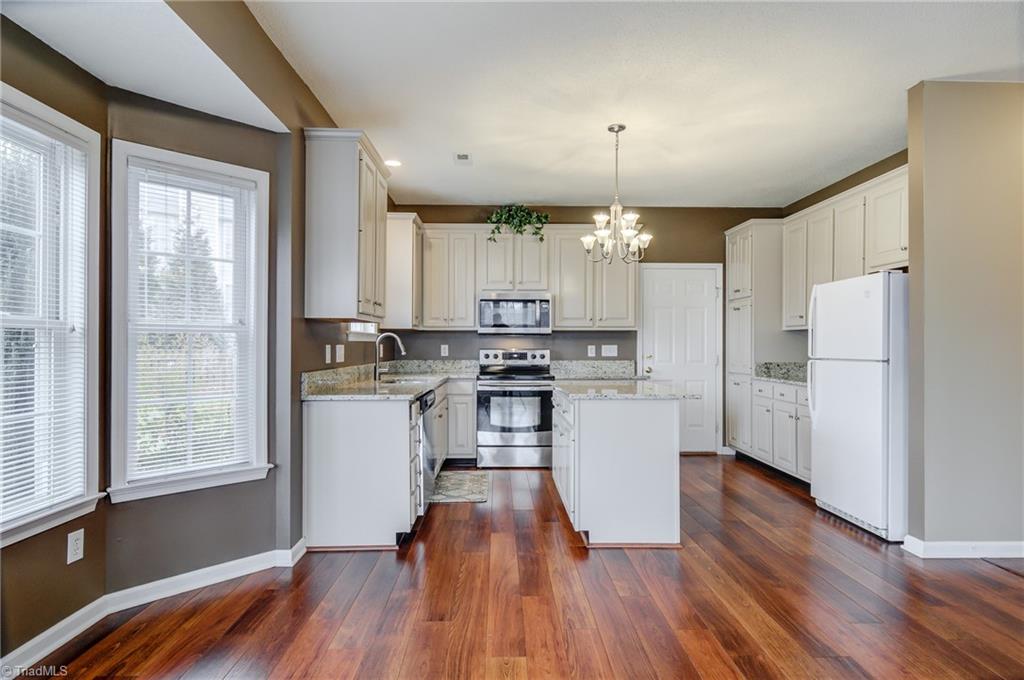 5803 Broadleaf Road Summerfield, NC 27358 - Photo 10 of 33