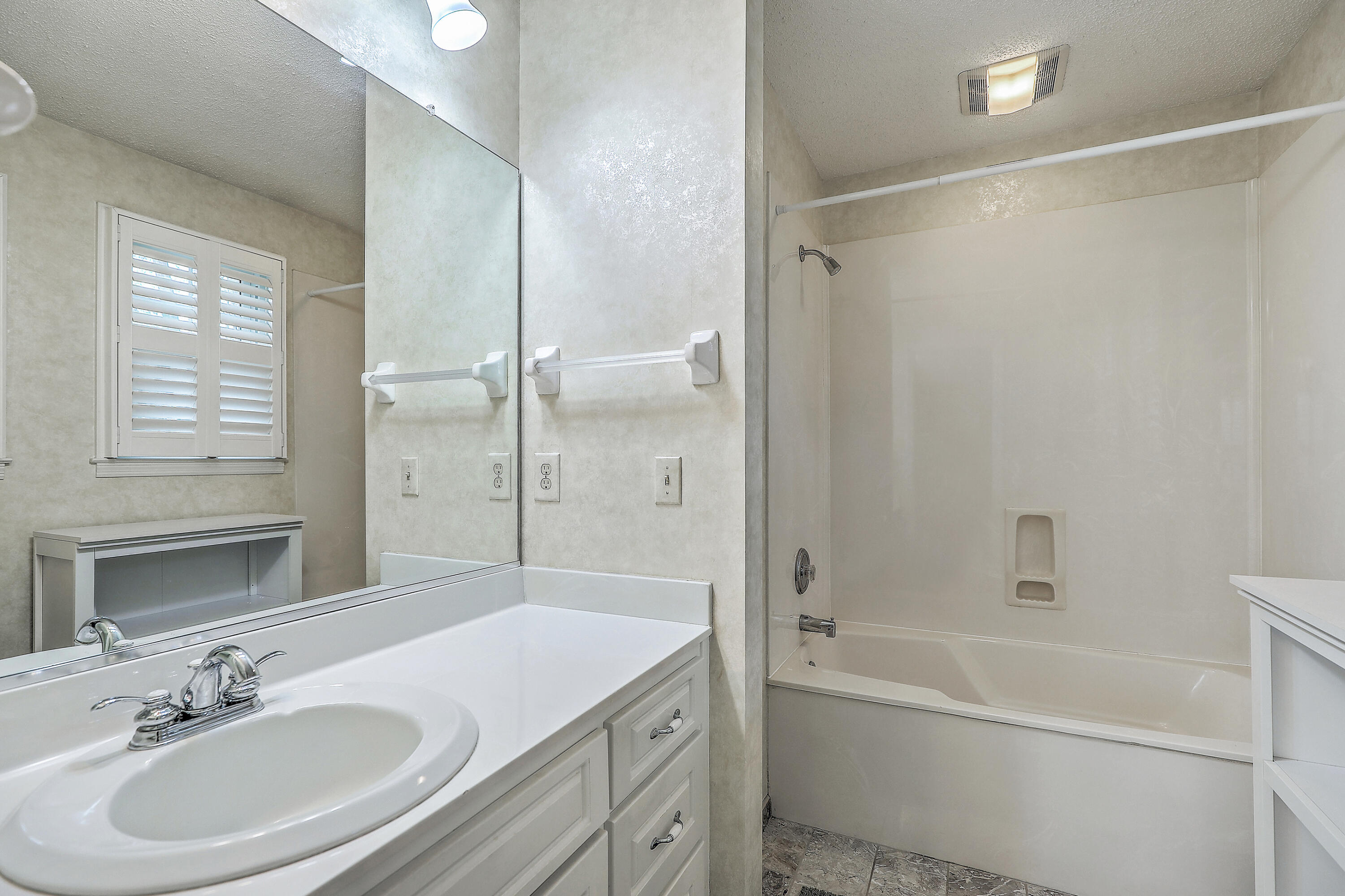 202 County Rd S-18-332 Summerville, SC 29483 - Photo 16 of 26 0W7A5076_77_78_79_80_81_82