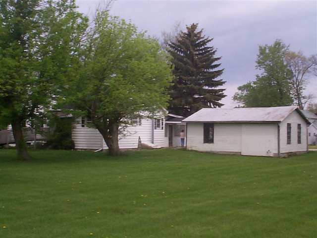 211 North Ash Street Butler, IN 46721 - Photo 3 of 3