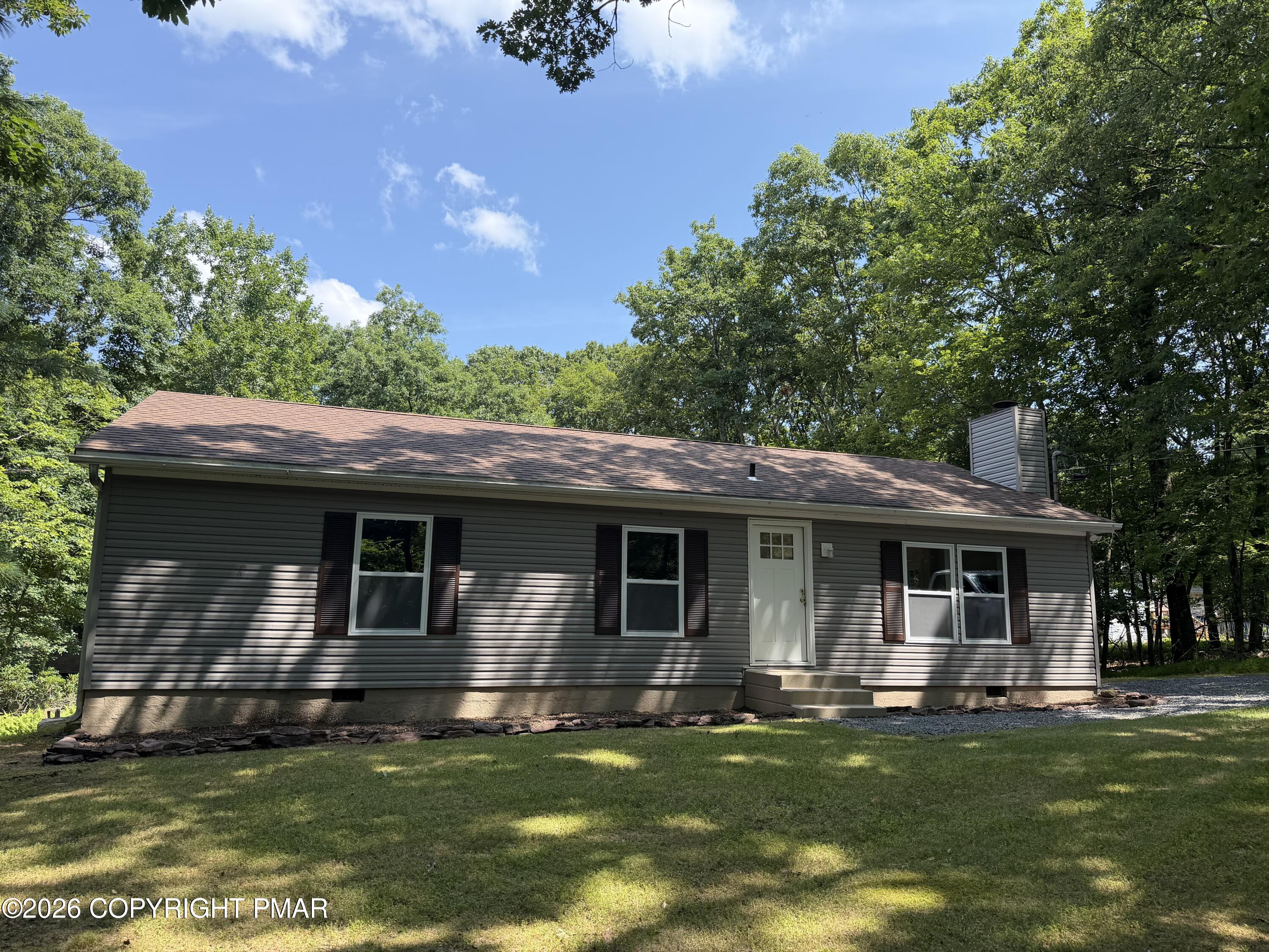 63 Bayberry Lane Jim Thorpe, PA 18229 - Photo 2 of 27 IMG_4930