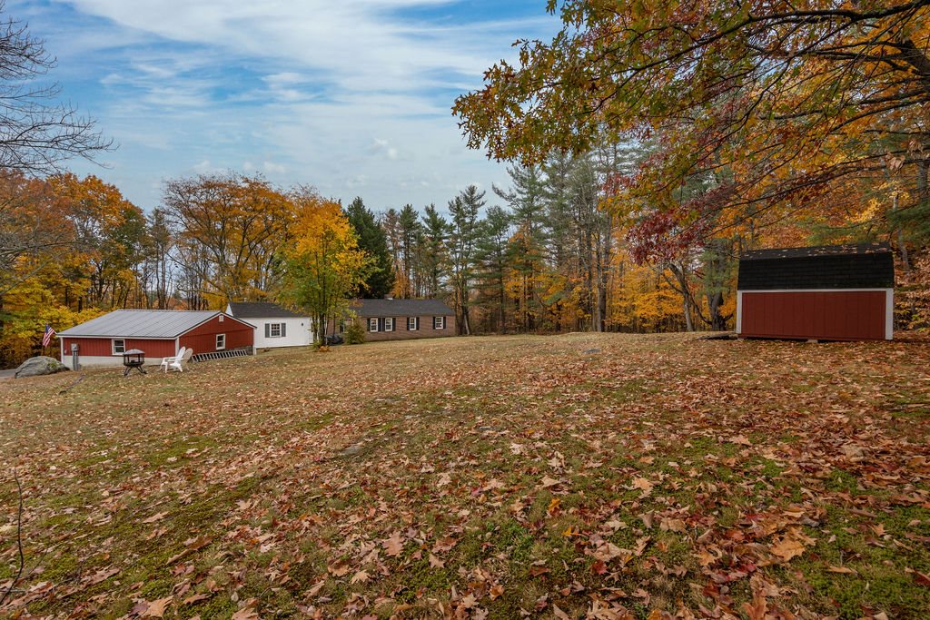 2210 Parade Road Laconia, NH 03246 - Photo 14 of 38