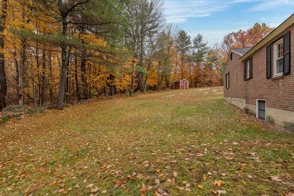 2210 Parade Road Laconia, NH 03246 - Photo 8 of 38