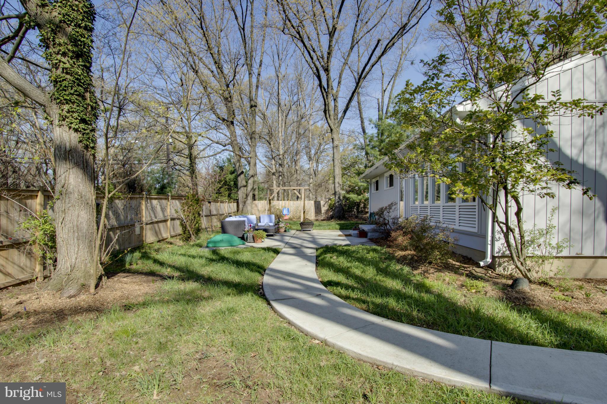 3467 Gallows Road Falls Church, VA 22042 - Photo 27 of 30 Exterior (Front)