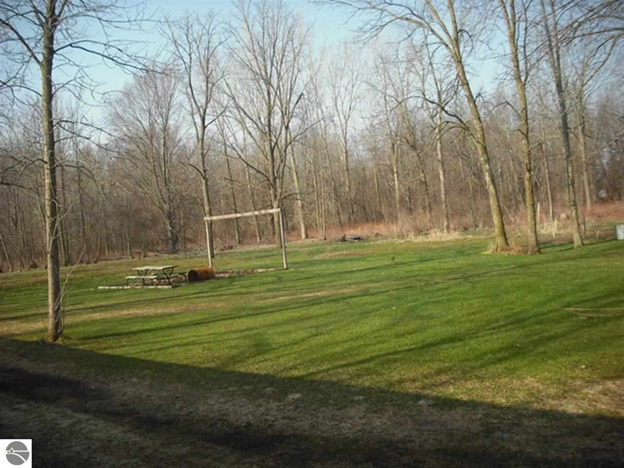 2332 South Alger Road Ithaca, MI 48847 - Photo 14 of 16 1782627-13.JPG