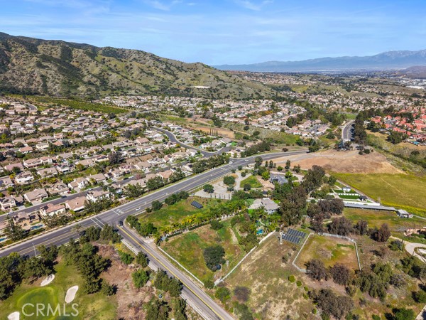 9050 Hunt Road Corona, CA 92883 - Photo 39 of 47