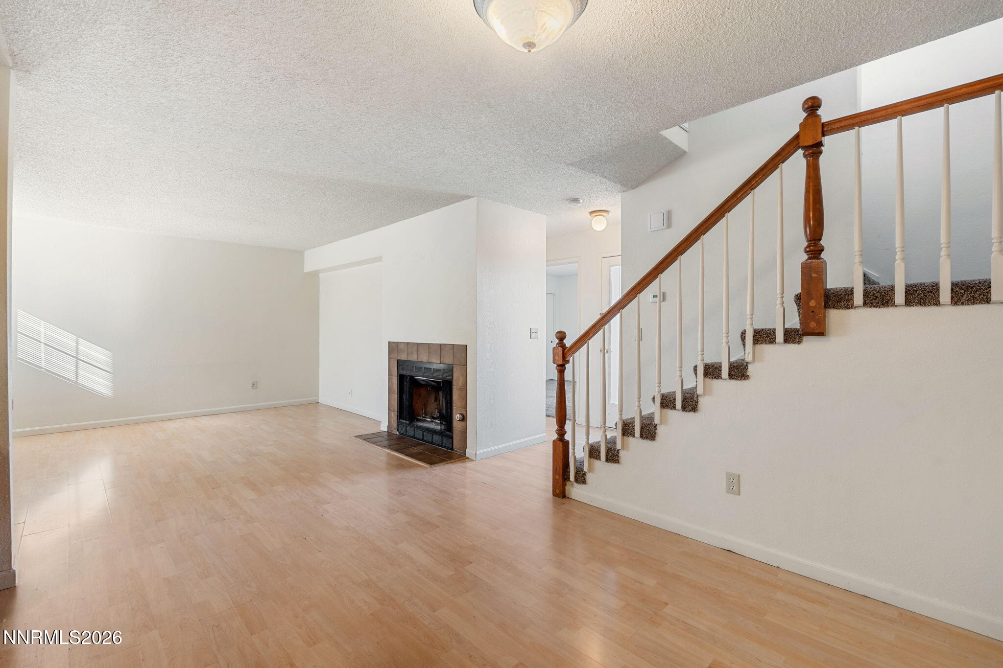 3959 Kings Row Reno, NV 89503 - Photo 9 of 26 Living Room