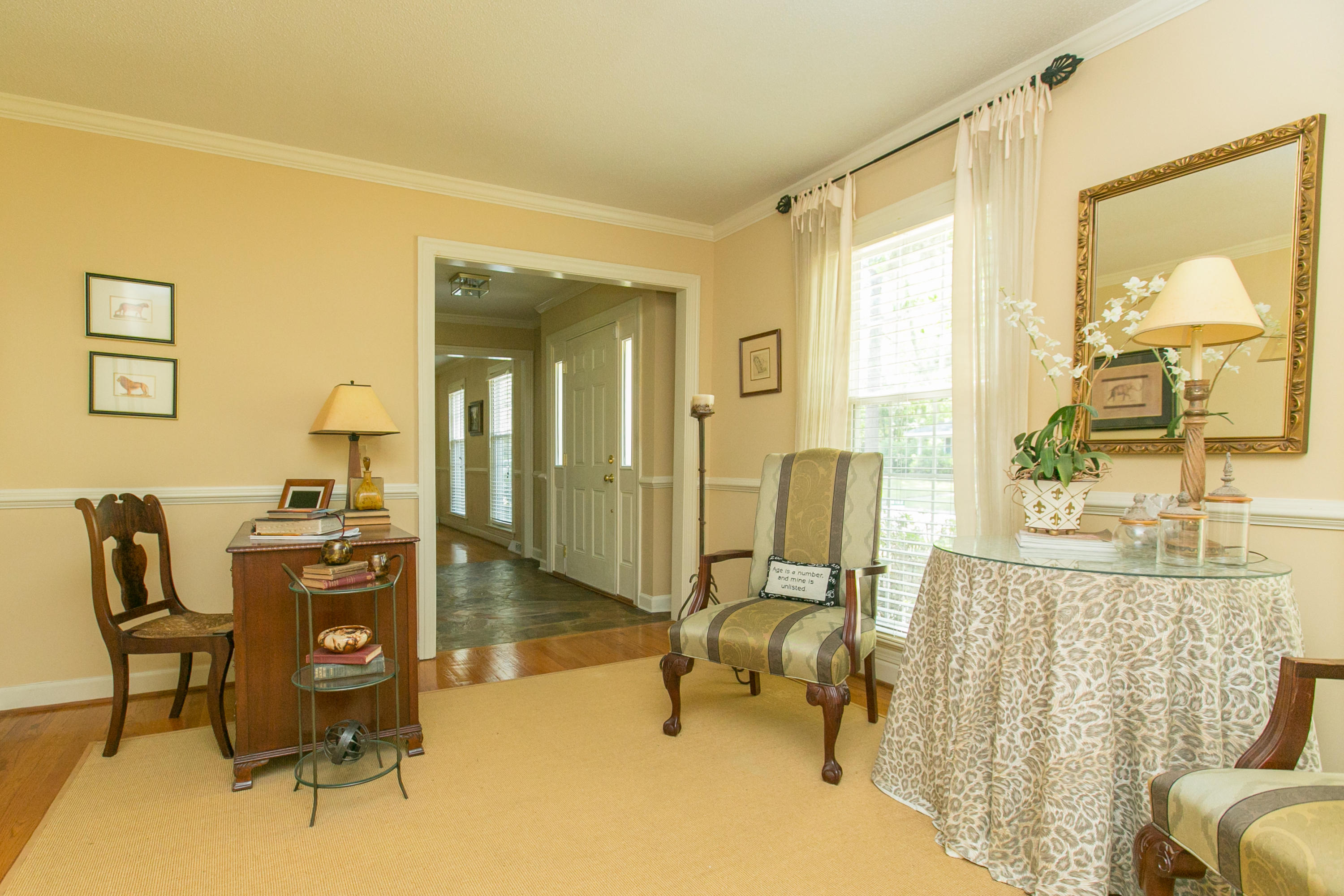 686 Lk Pt Road Mount Pleasant, SC 29464 - Photo 12 of 37 686 Lake Point-11