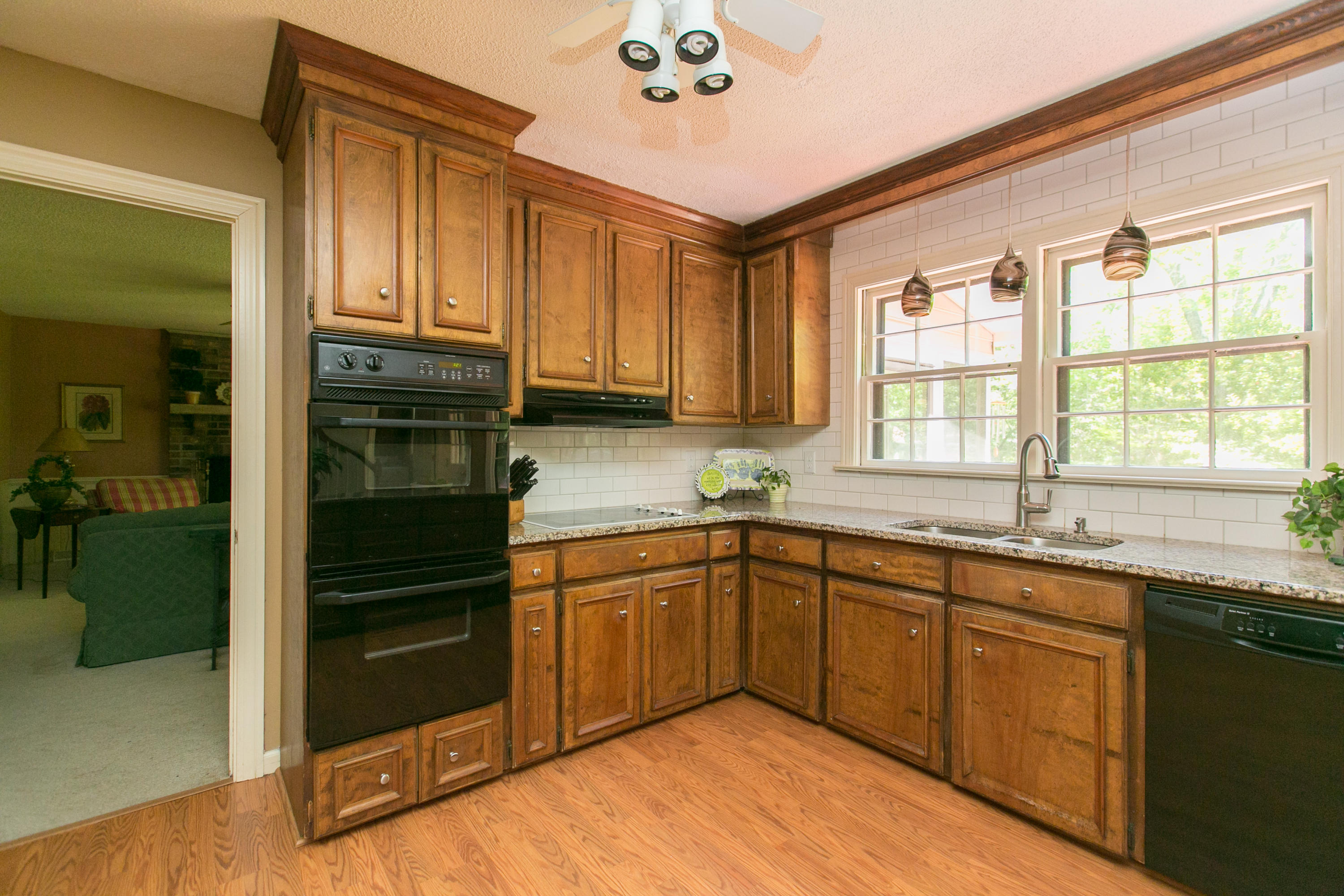 686 Lk Pt Road Mount Pleasant, SC 29464 - Photo 17 of 37 686 Lake Point-17
