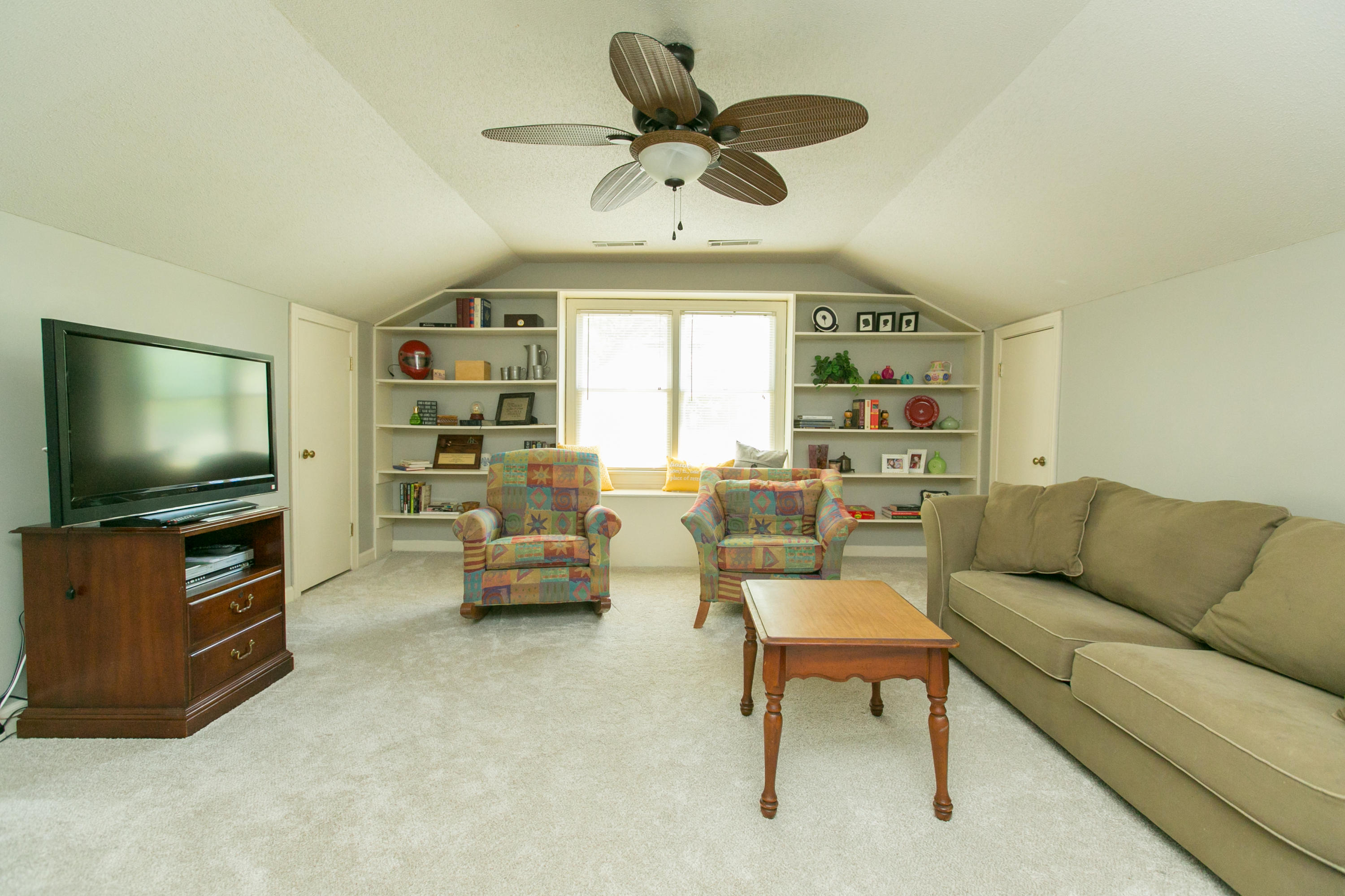 686 Lk Pt Road Mount Pleasant, SC 29464 - Photo 24 of 37 686 Lake Point-24