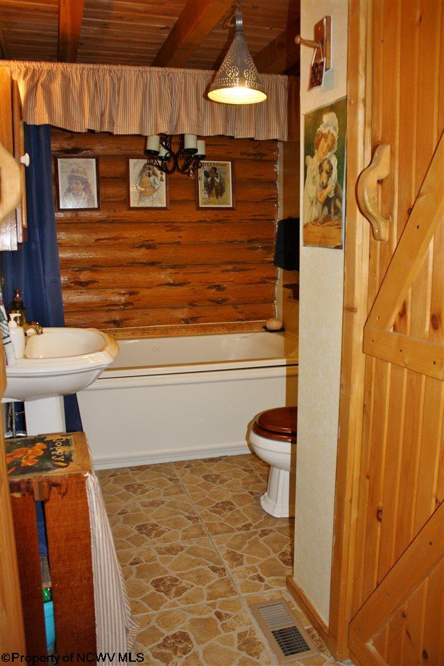 204 Timber Ridge Drive Morgantown, WV 26508 - Photo 10 of 20 Gallery Image 10