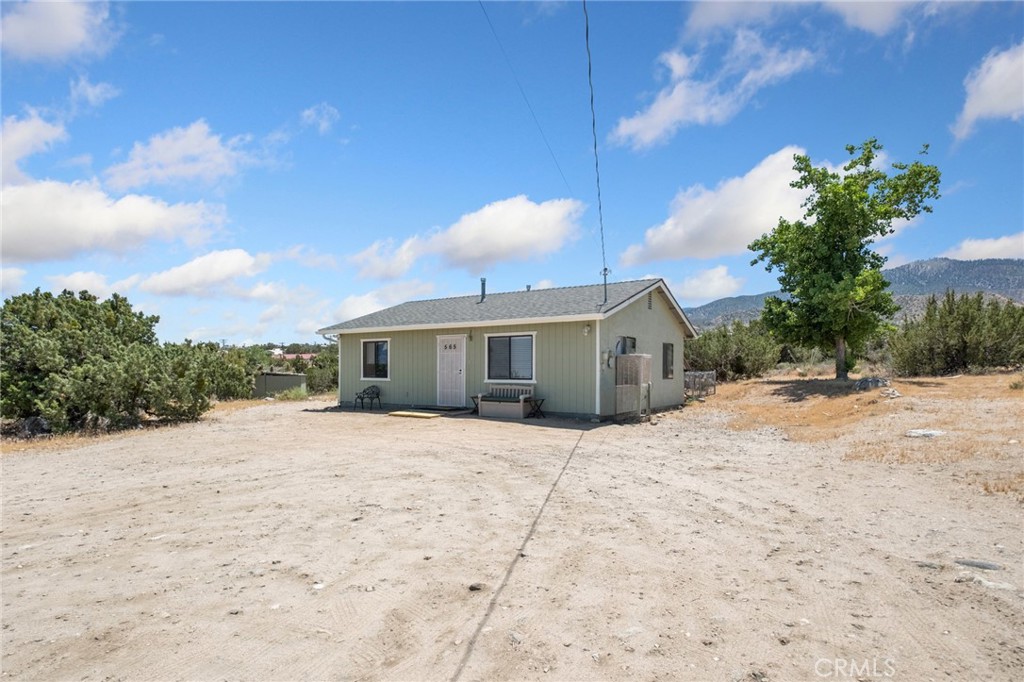 565 Juniper Road Pinon Hills, CA 92372 - Photo 15 of 28