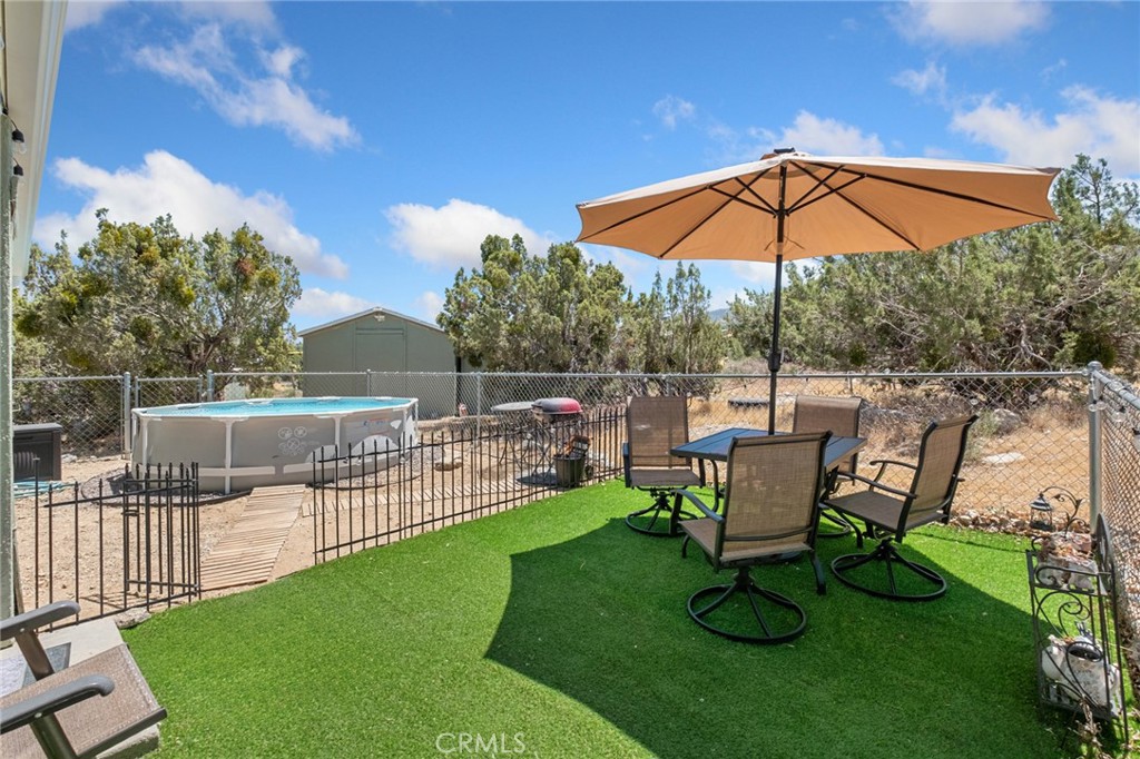 565 Juniper Road Pinon Hills, CA 92372 - Photo 16 of 28