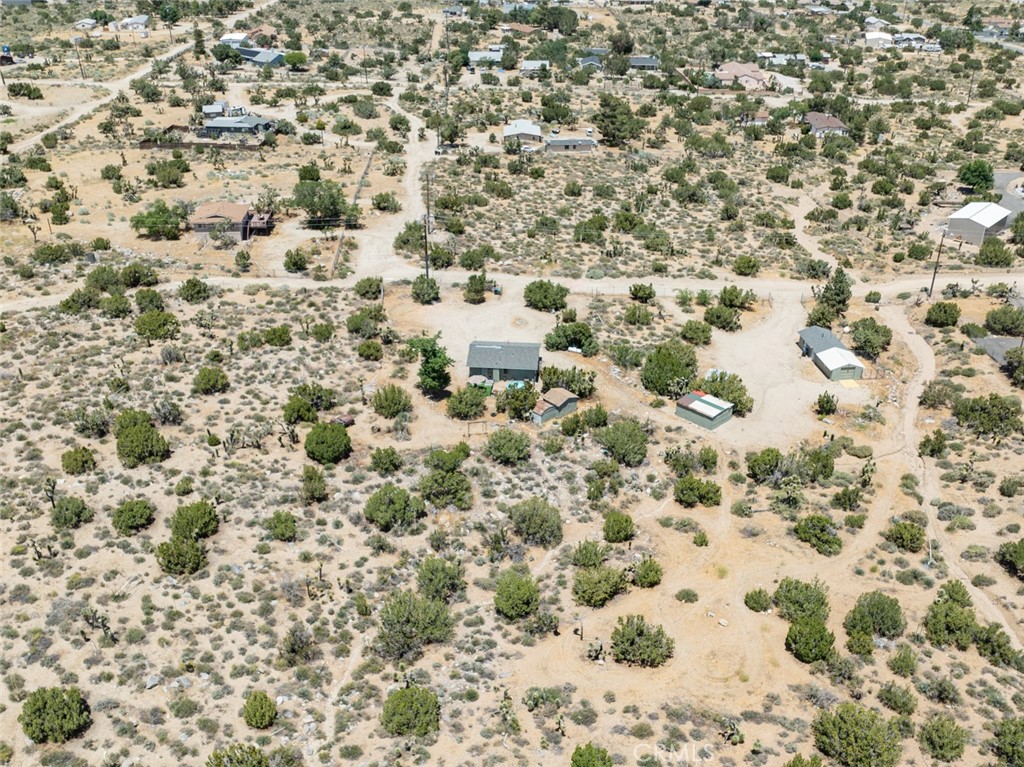 565 Juniper Road Pinon Hills, CA 92372 - Photo 26 of 28
