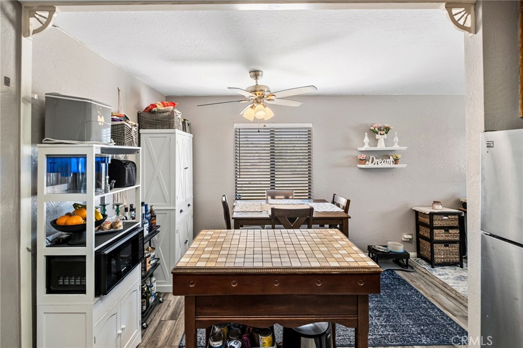 565 Juniper Road Pinon Hills, CA 92372 - Photo 7 of 28