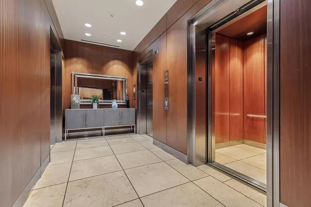 $625,800 | 88 East San Fernando Street, Unit 909, San Jose, CA 95113