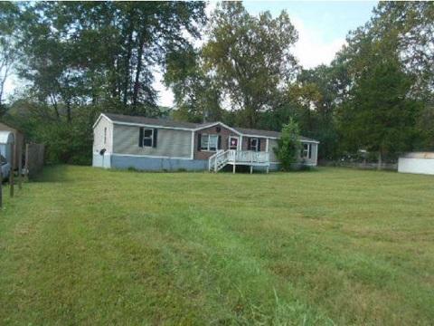 4011 Grove Hill Road Fincastle, VA 24090 - Photo 1 of 14 Front Exterior