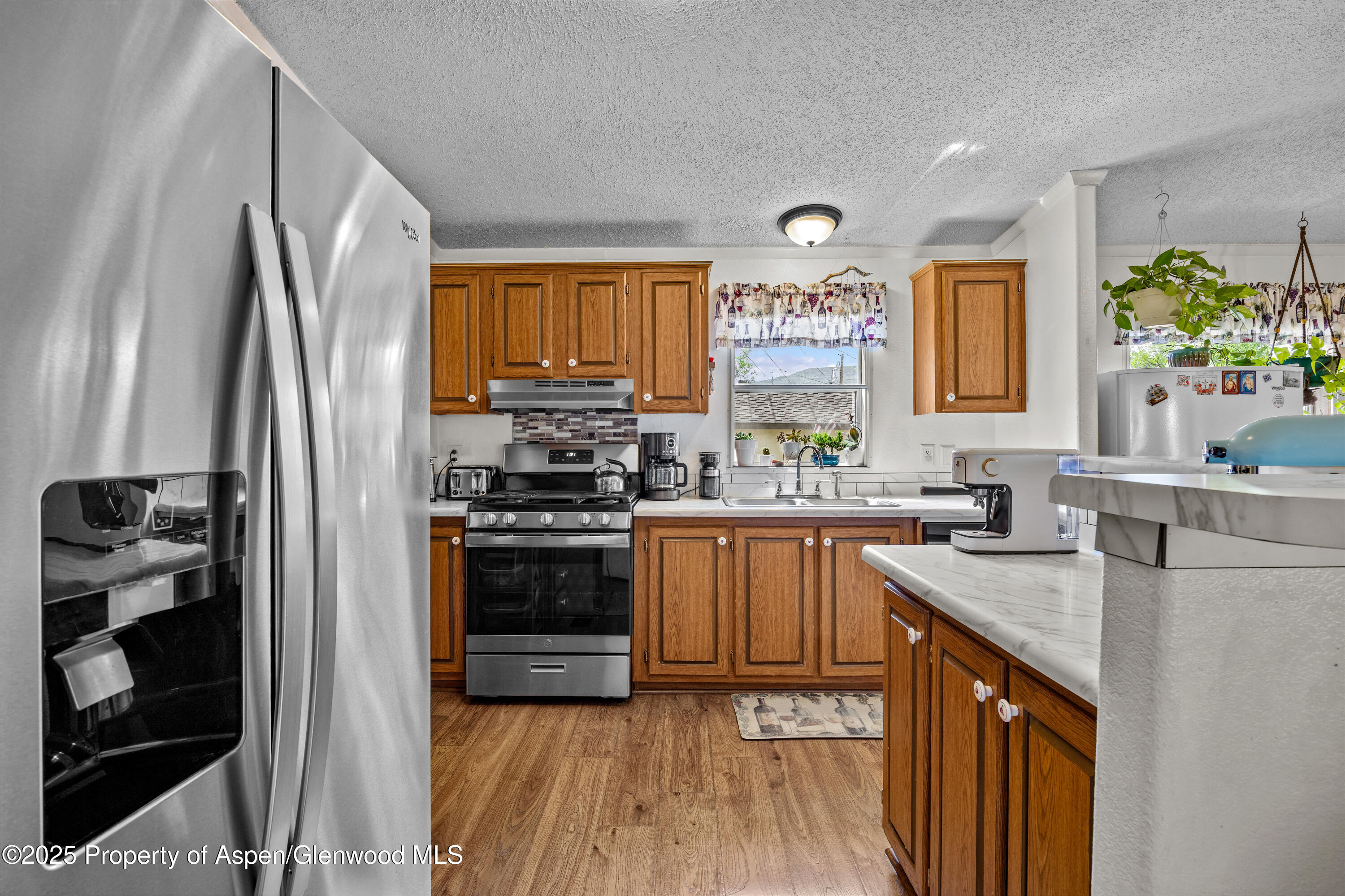 1801 West 2nd Street, Unit 22 Rifle, CO 81650 - Photo 8 of 26 Kitchen