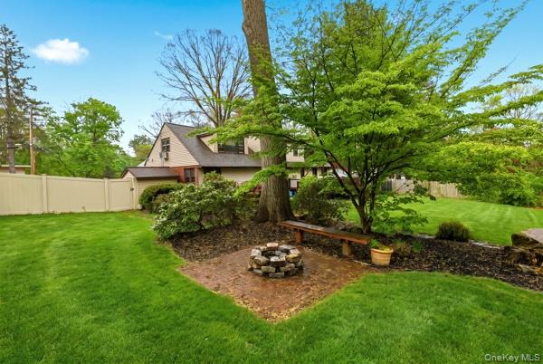 13 Tree Top Lane Poughkeepsie, NY 12603 - Photo 37 of 40