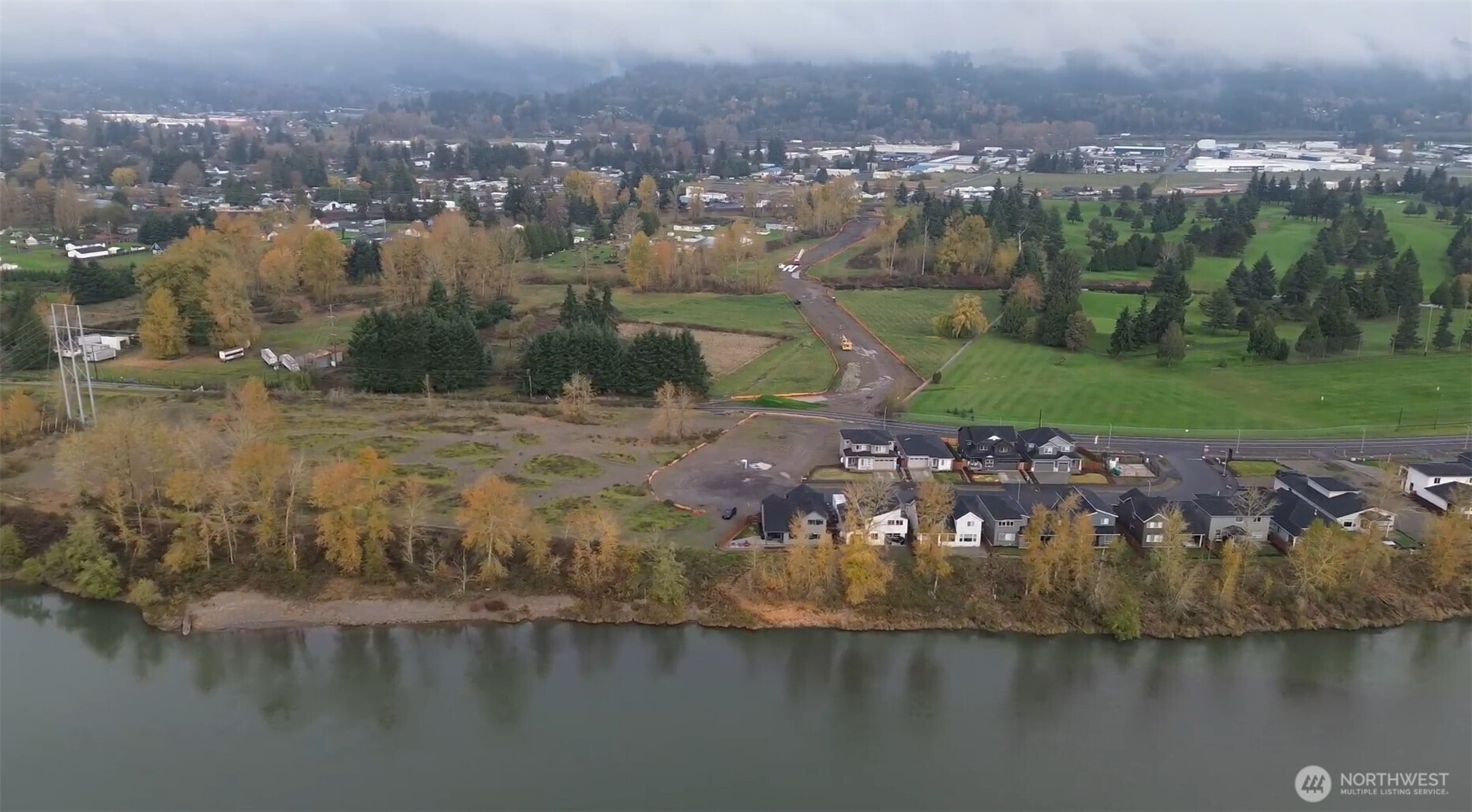 2000 South River Road Kelso, WA 98626 - Photo 3 of 16 a view of a lake view