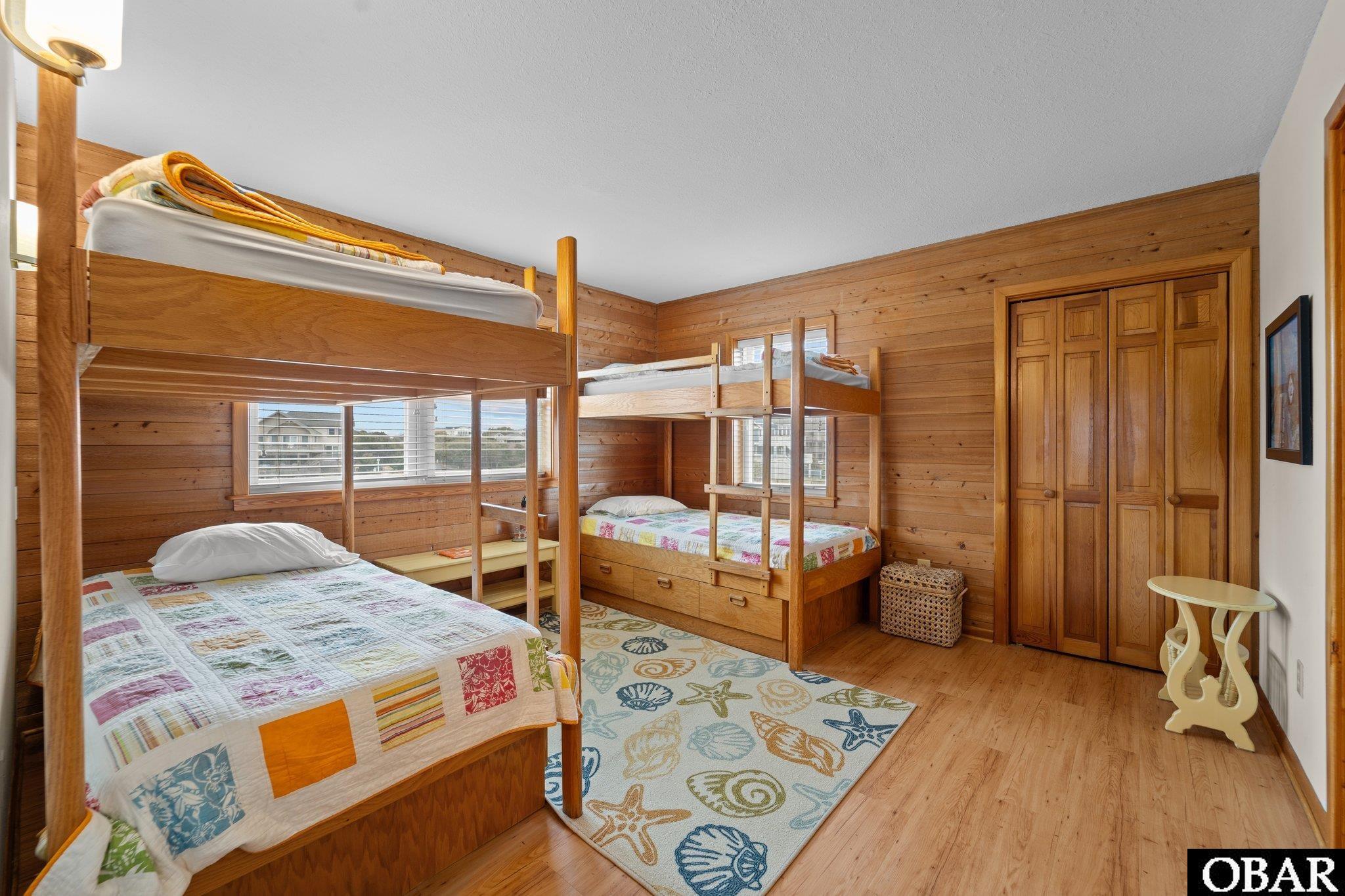 149 Old Duck Road, Unit 25 Duck, NC 27949 - Photo 21 of 35 MID-LEVEL BUNK ROOM