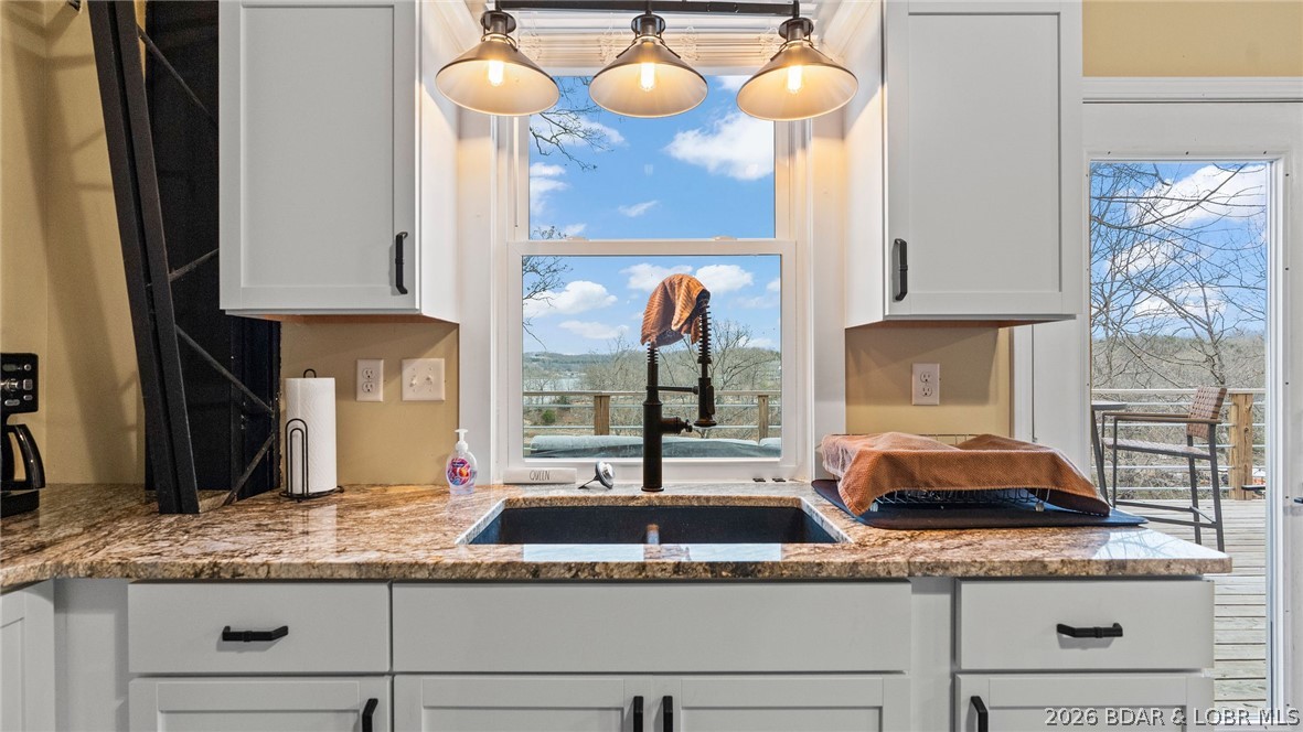 375 Admirals Point Climax Springs, MO 65324 - Photo 11 of 63