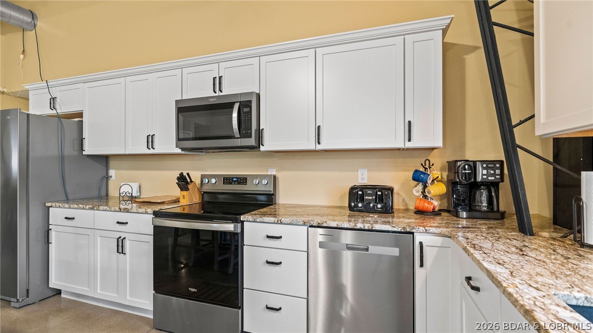 375 Admirals Point Climax Springs, MO 65324 - Photo 8 of 63