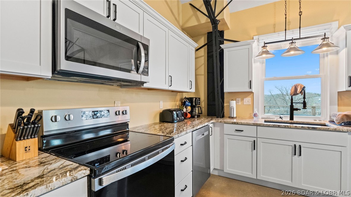 375 Admirals Point Climax Springs, MO 65324 - Photo 9 of 63