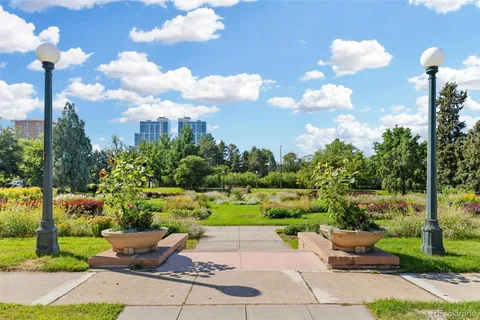 $925,000 | 525 Pearl Street, Denver, CO 80203