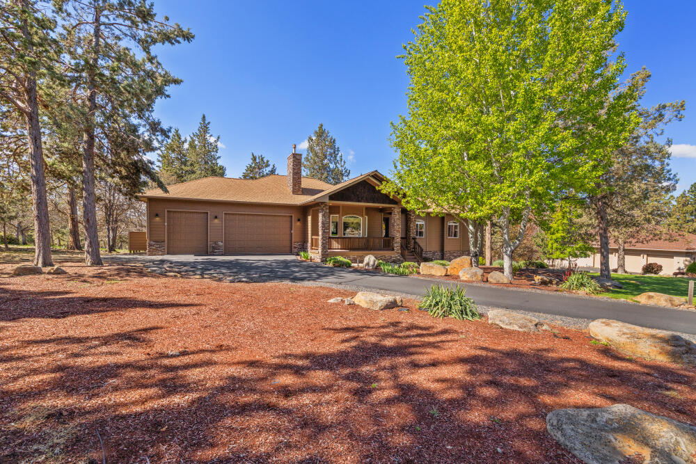 6352 Sanderling Road Klamath Falls, OR 97601 - Photo 54 of 65 Front of Home