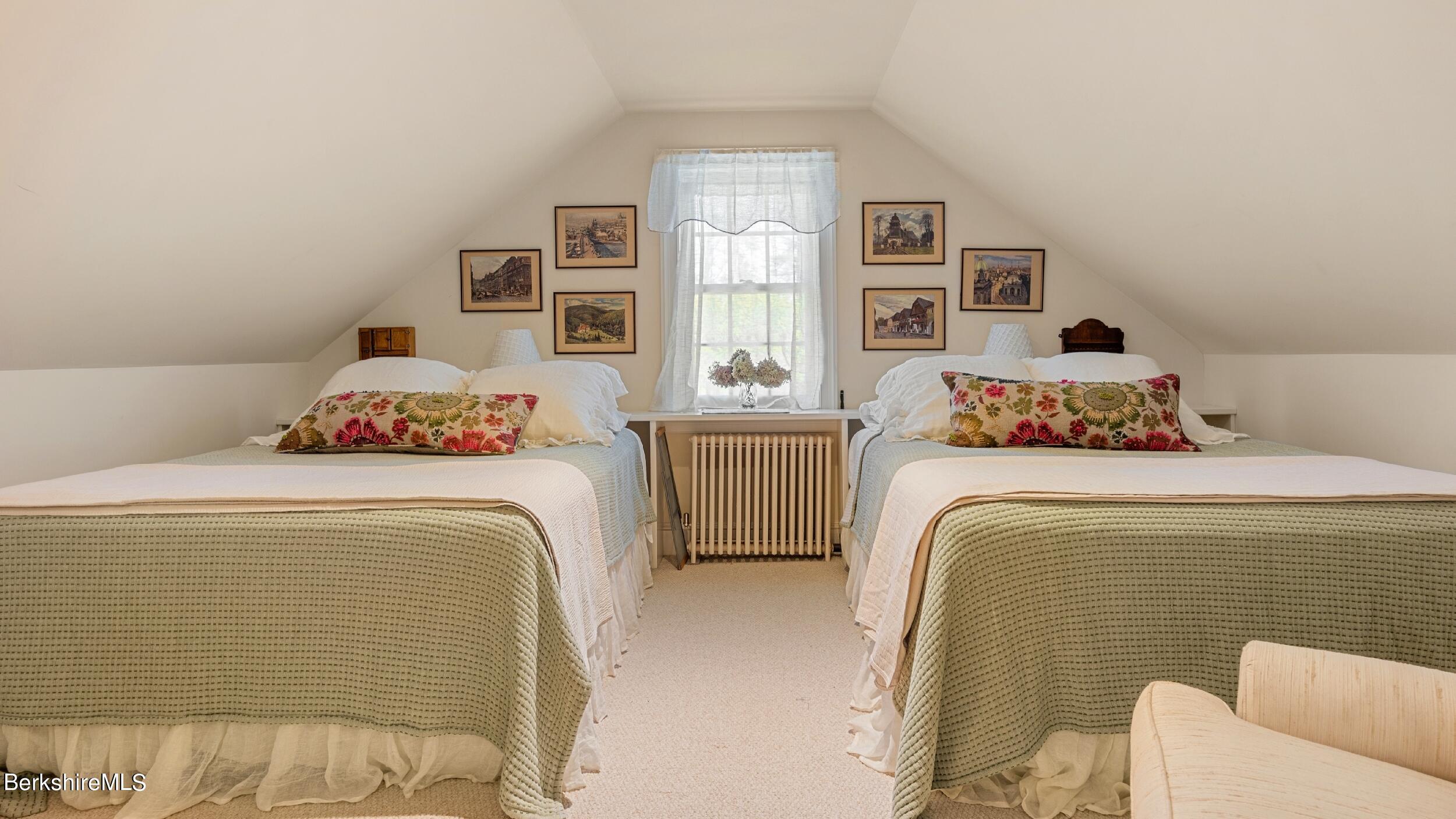 5 Glendale Road Stockbridge, MA 01262 - Photo 29 of 55 LRDSC02868