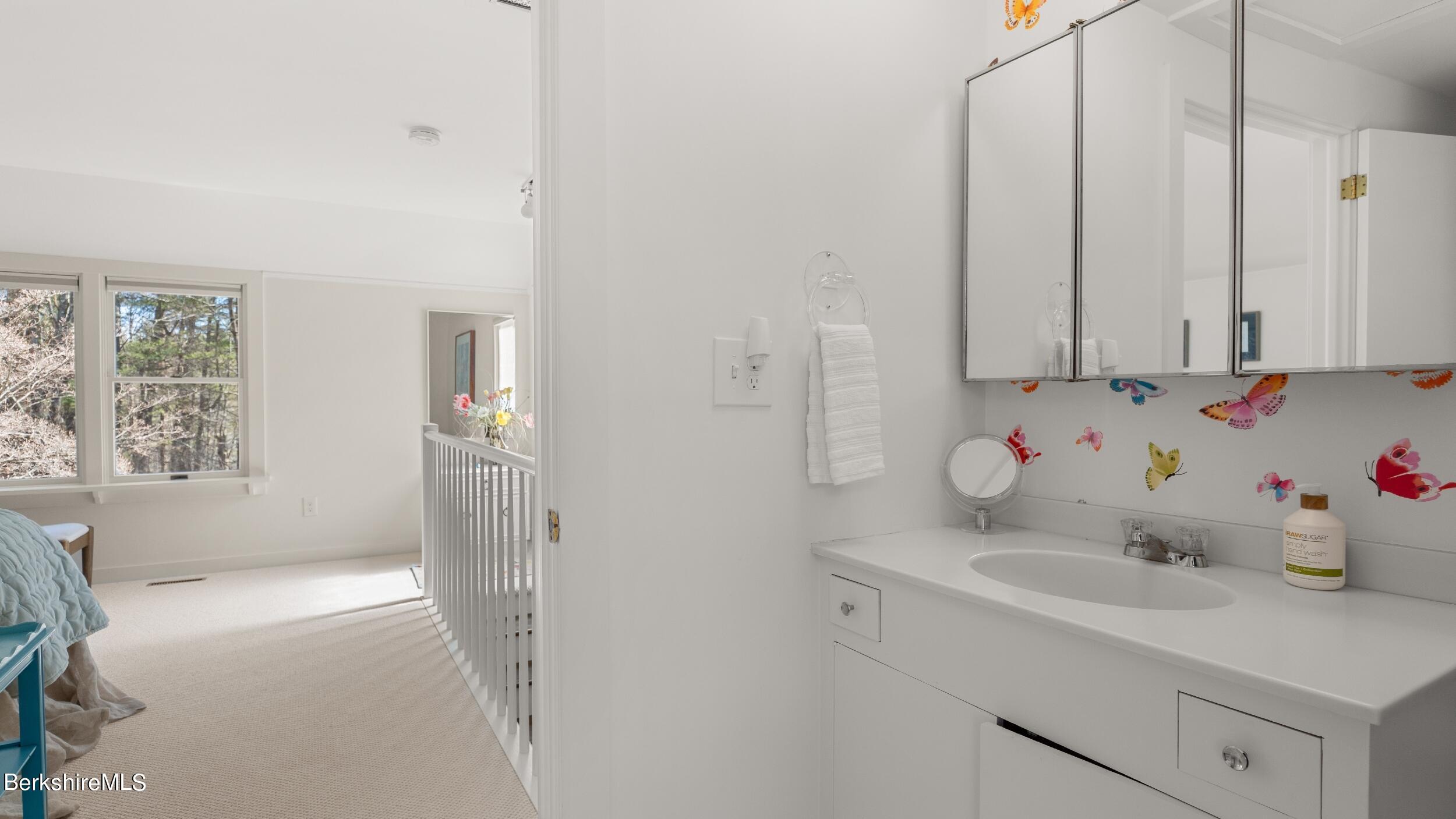 5 Glendale Road Stockbridge, MA 01262 - Photo 38 of 55 LRDSC03068