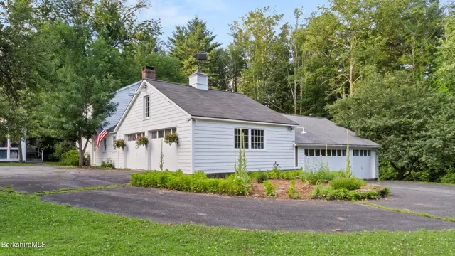$1,490,000 | 5 Glendale Road, Stockbridge, MA 01262