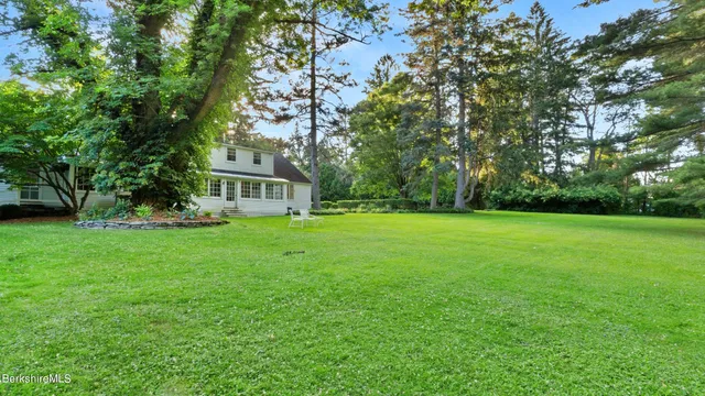 $1,490,000 | 5 Glendale Road, Stockbridge, MA 01262