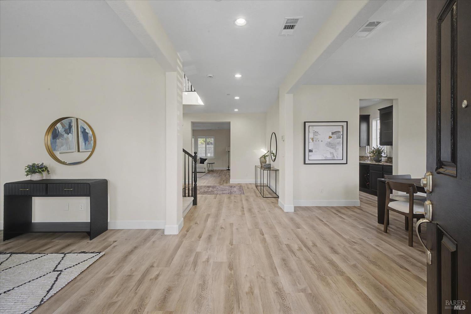 685 Elderberry Loop Vacaville, CA 95688 - Photo 6 of 73