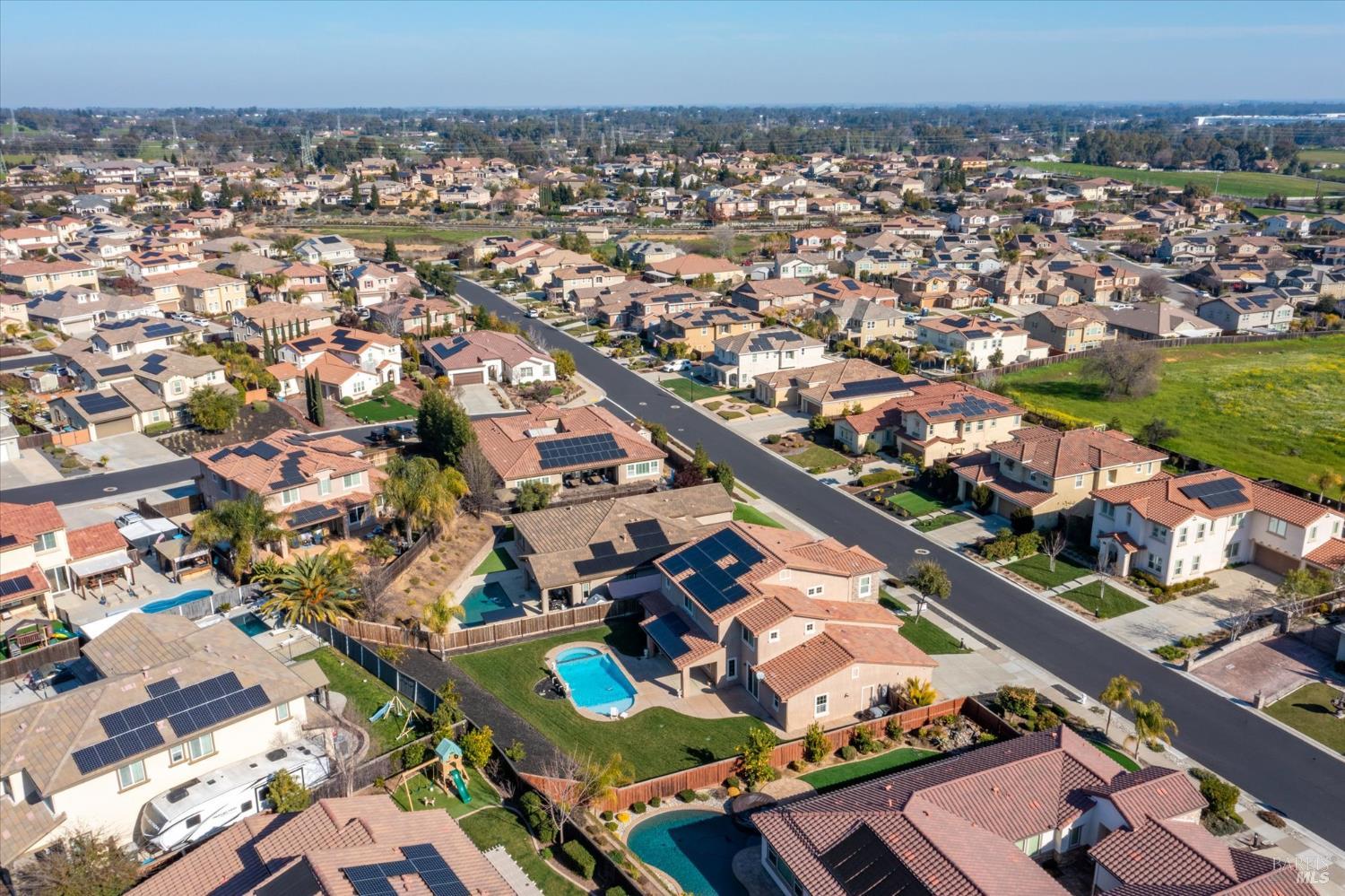 685 Elderberry Loop Vacaville, CA 95688 - Photo 71 of 73 an aerial view of a city